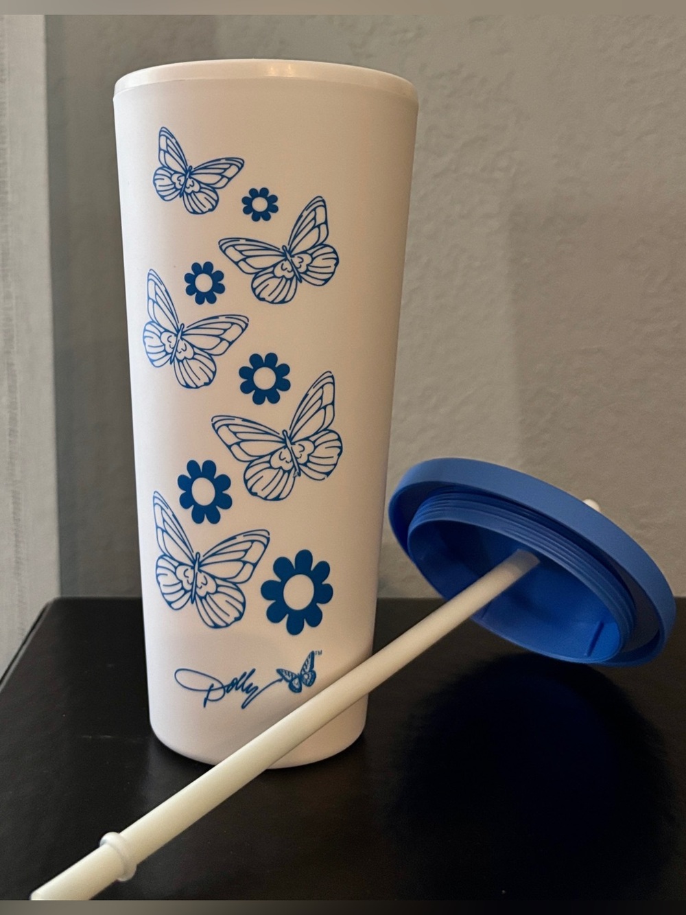 Dolly Parton 20 oz. Tumbler- Blue & White with Butterfly & Flower Design, NWT